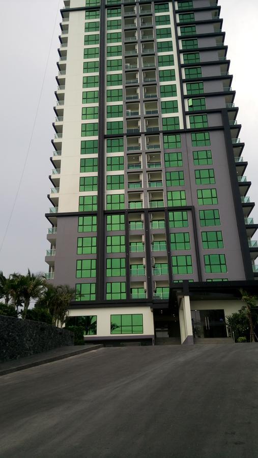 Dusit Grand Condo View Jomtien Beach Exteriör bild
